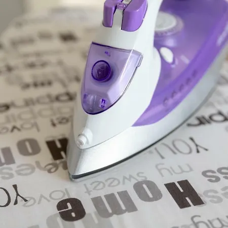 Chmielna By Bookinghost 华沙